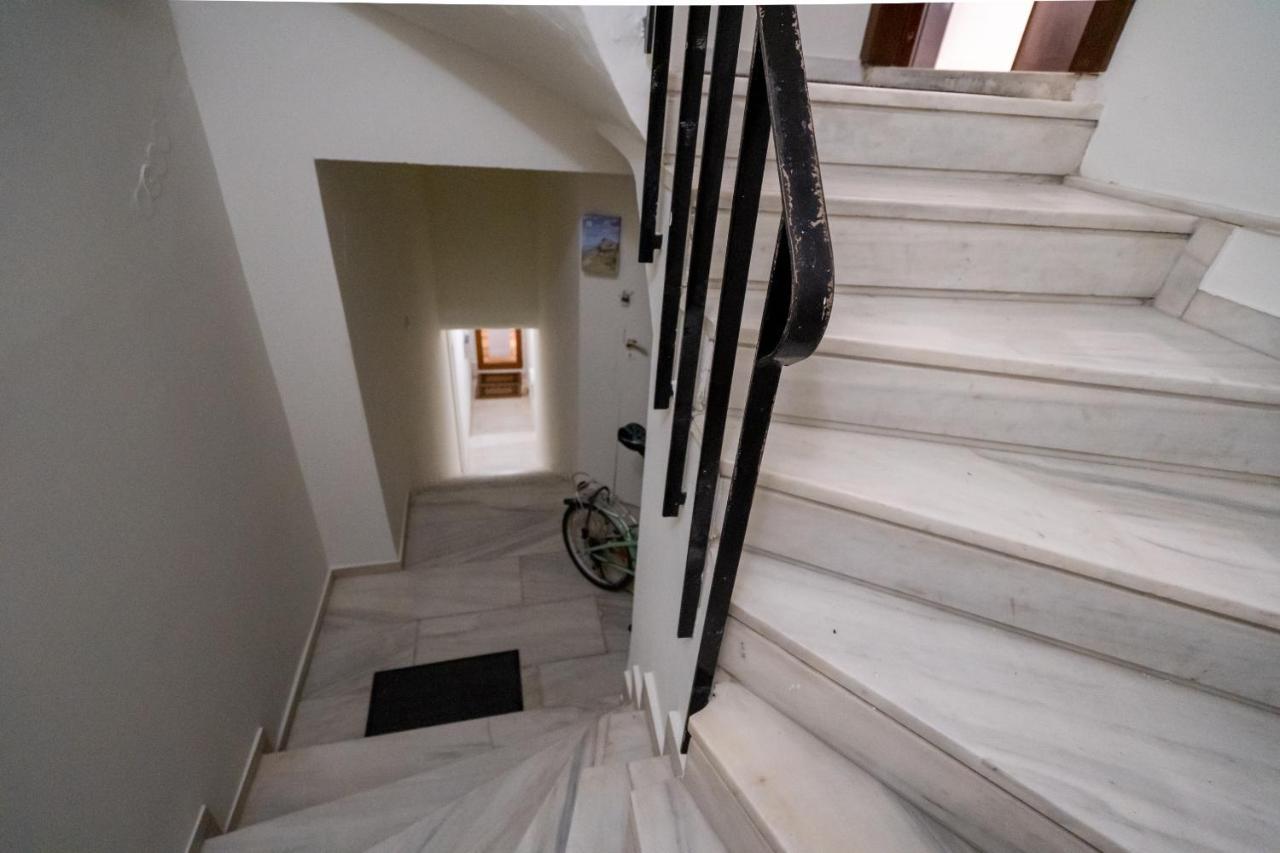 Luxury Suite In Downtown Iraklio Exterior foto