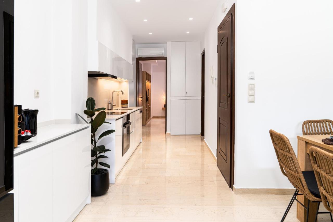 Luxury Suite In Downtown Iraklio Exterior foto