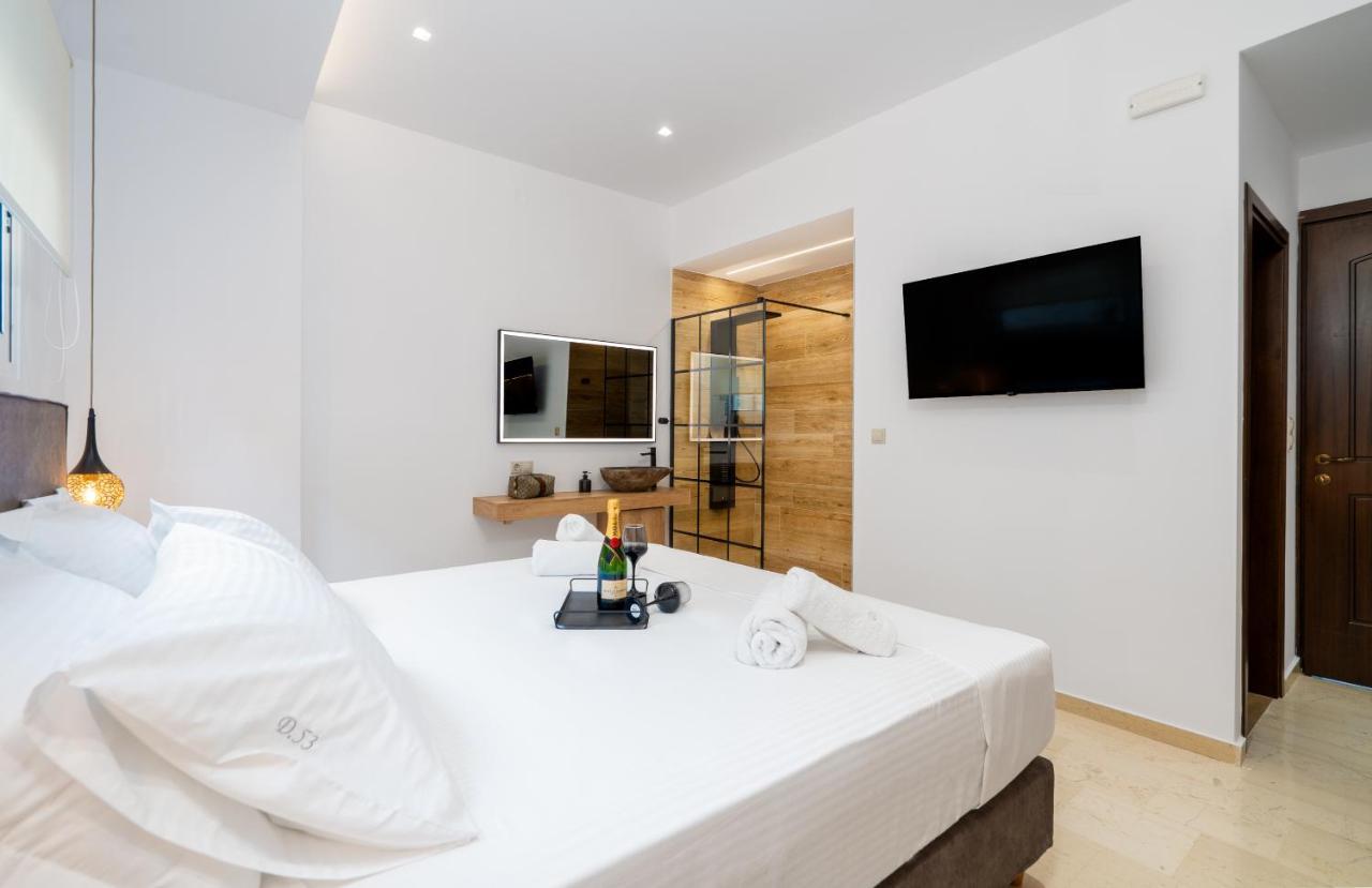 Luxury Suite In Downtown Iraklio Exterior foto