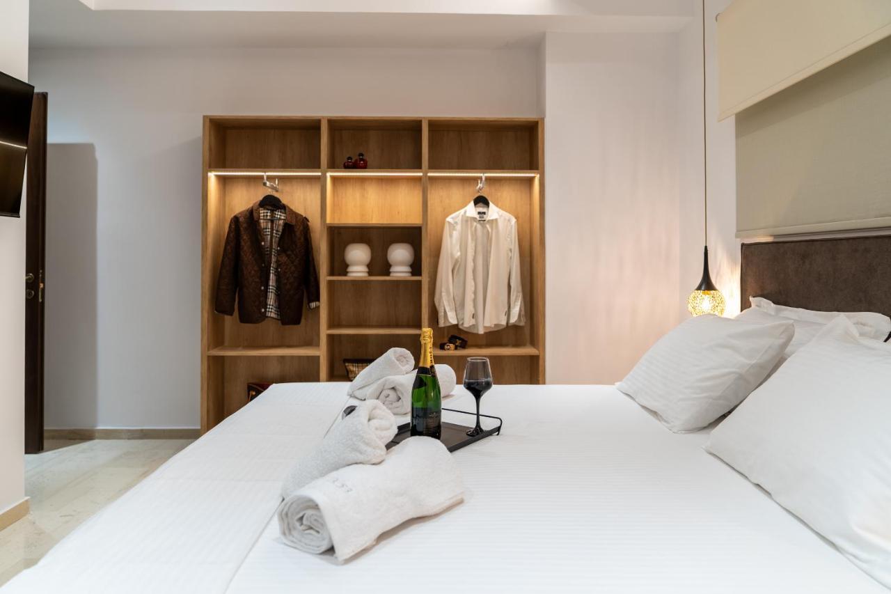 Luxury Suite In Downtown Iraklio Exterior foto
