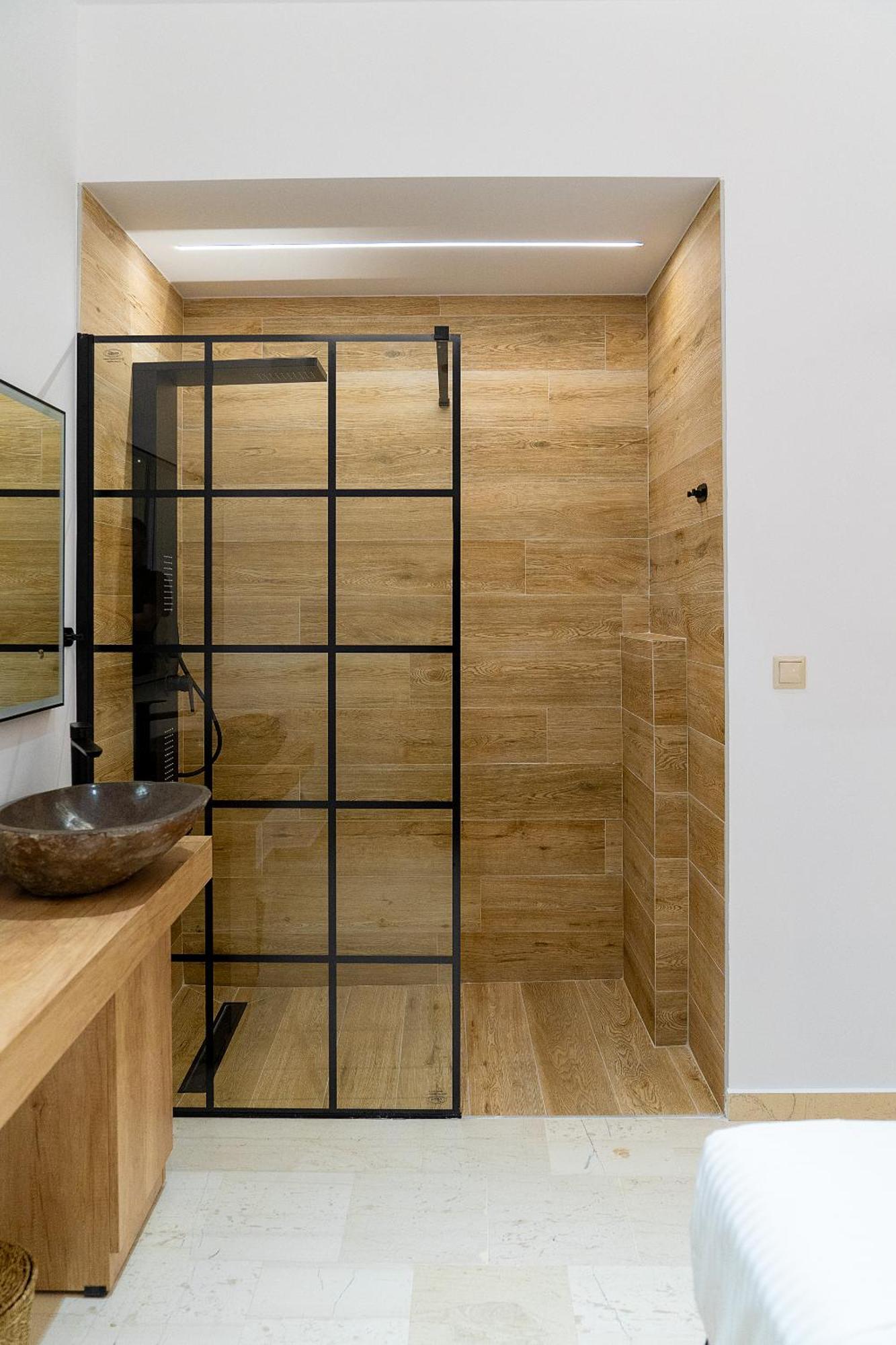 Luxury Suite In Downtown Iraklio Exterior foto