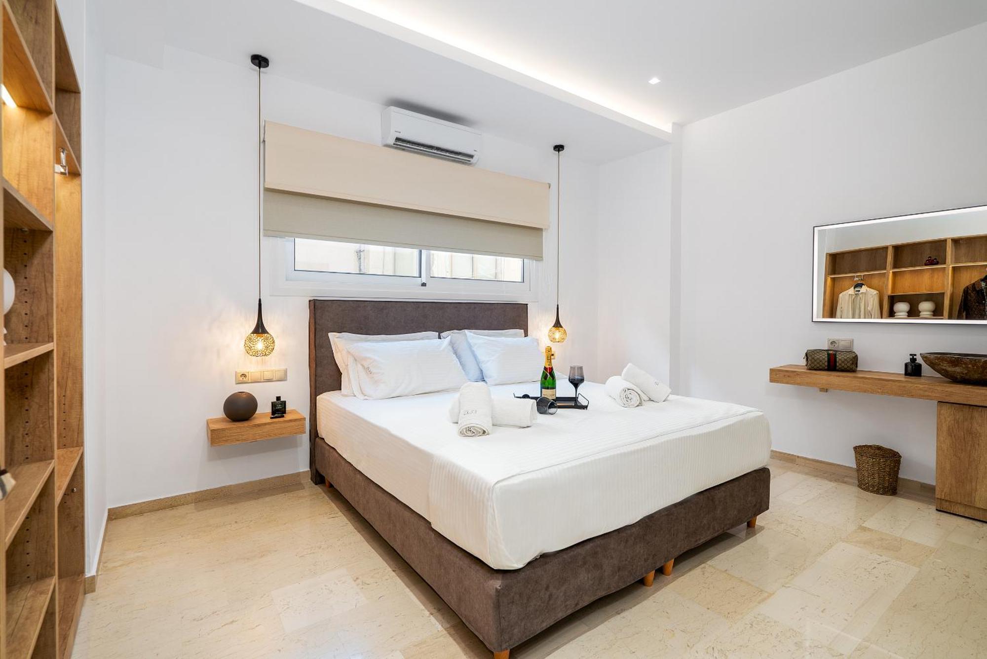 Luxury Suite In Downtown Iraklio Exterior foto